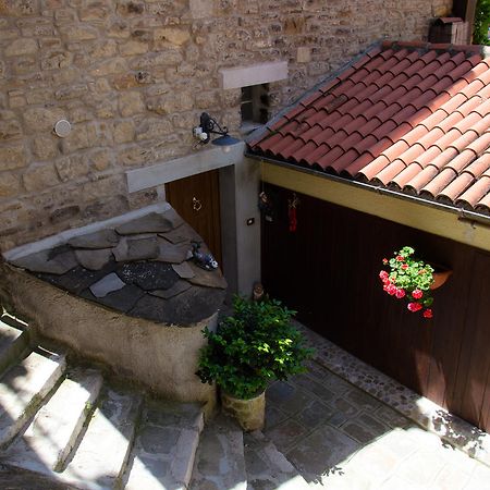 B&B La Perla Nelle Dolomiti คาสเตลเมซซาโน ภายนอก รูปภาพ